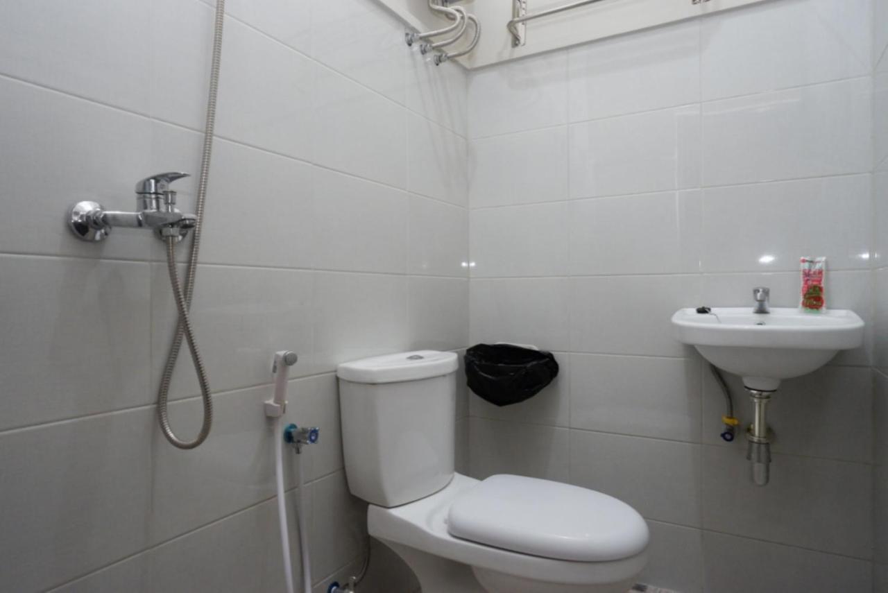 Hotel Reddoorz Near Kampus Ump Purwokerto 2 à Sumbang Extérieur photo